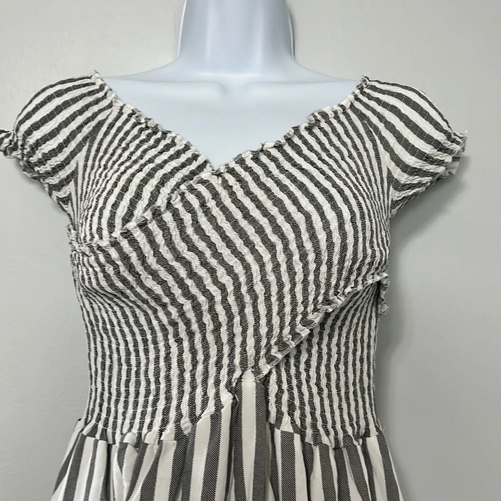 Sundress - Picture 2 of 4